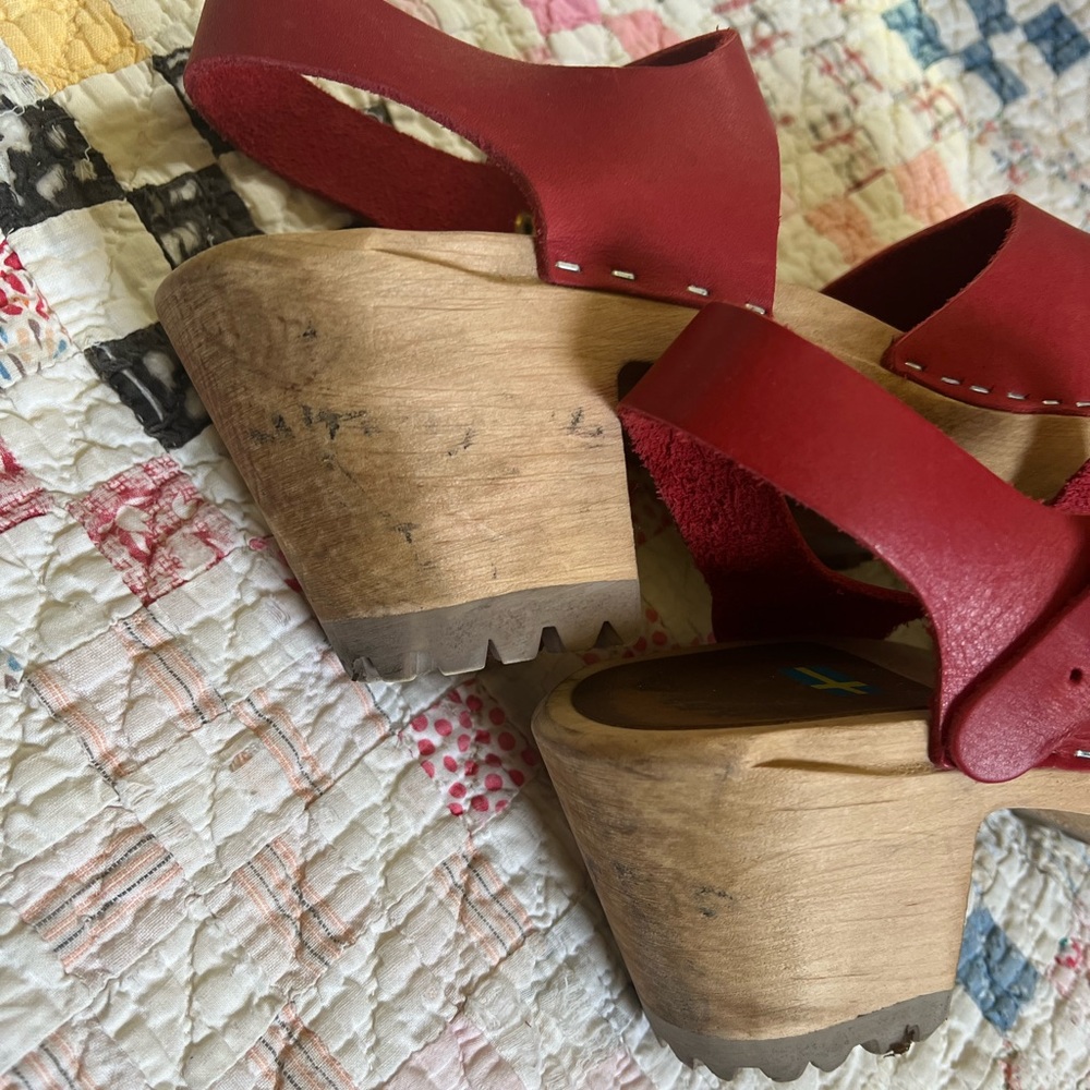 Red Leather Women's Mules & Clogs - Picture 4 of 7